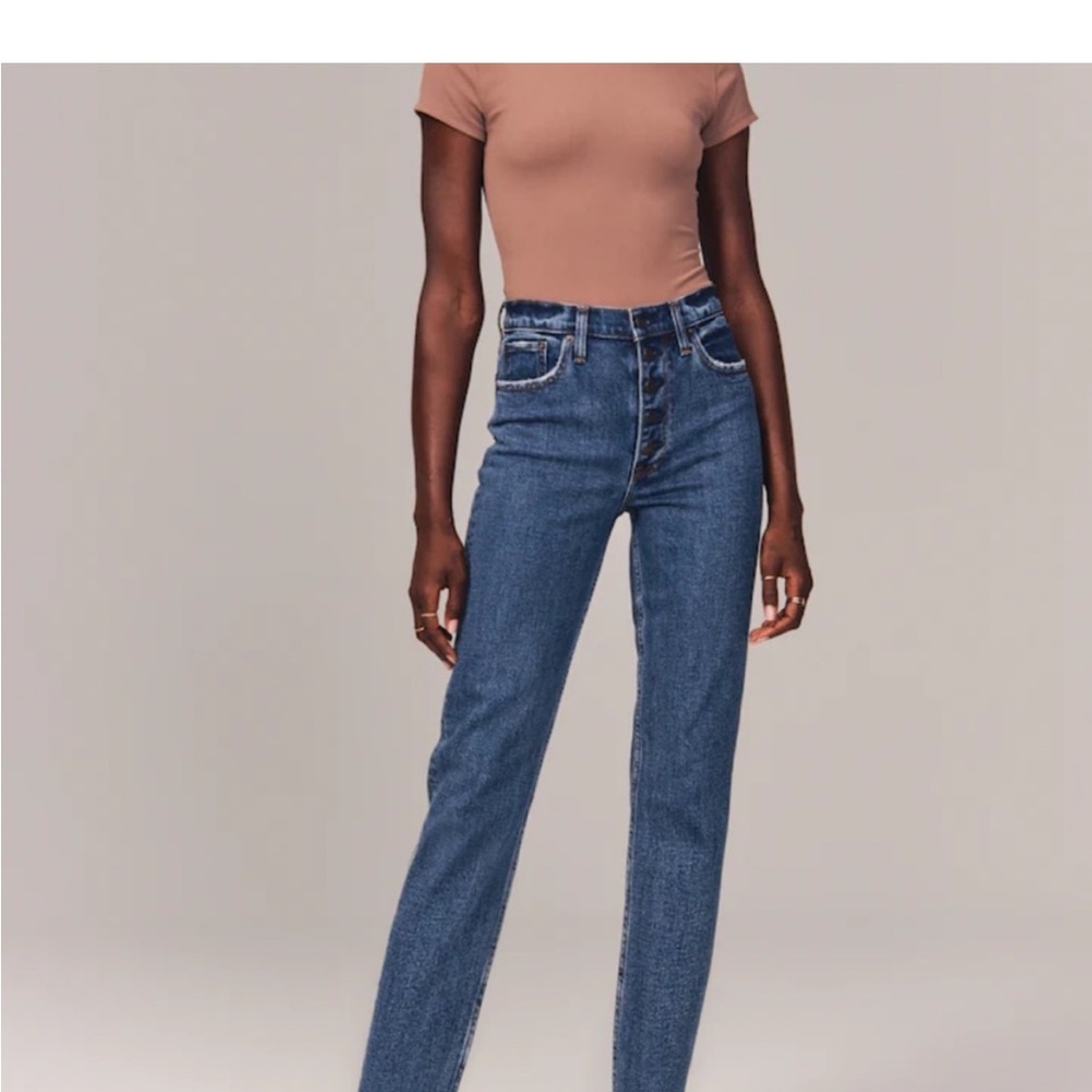 Abercrombie Curve Love Mom Jeans Size: 23
